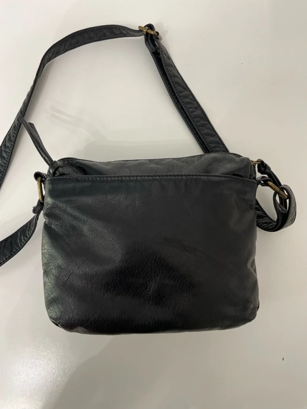 Bueno Black Leather Crossbody Purse Shoulder 90s Streetwear Minimalism Gorpcore
